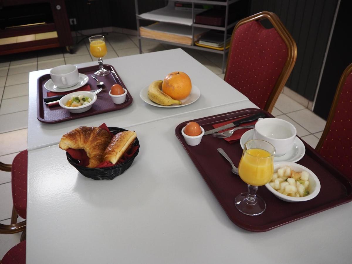 פיג'אק Hotel Le Foirail מראה חיצוני תמונה