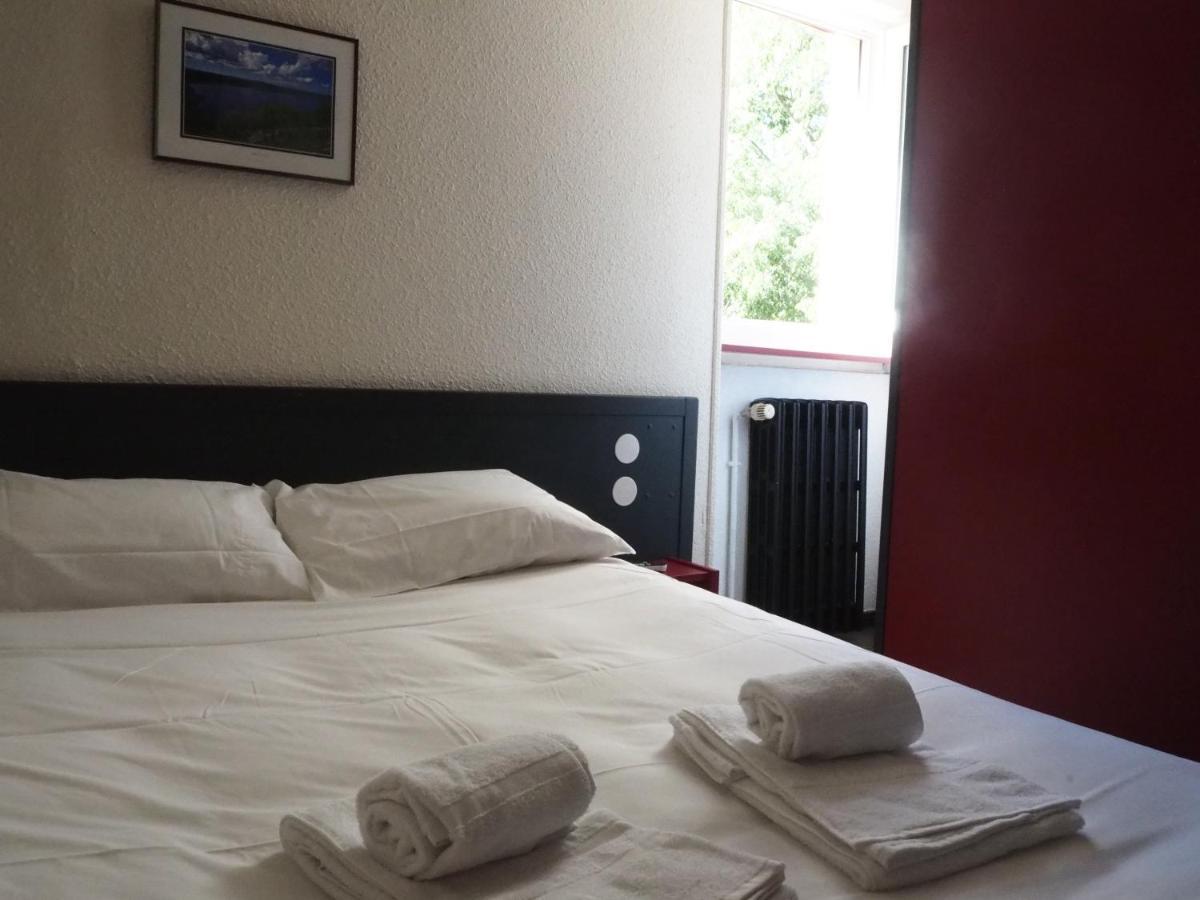 פיג'אק Hotel Le Foirail מראה חיצוני תמונה